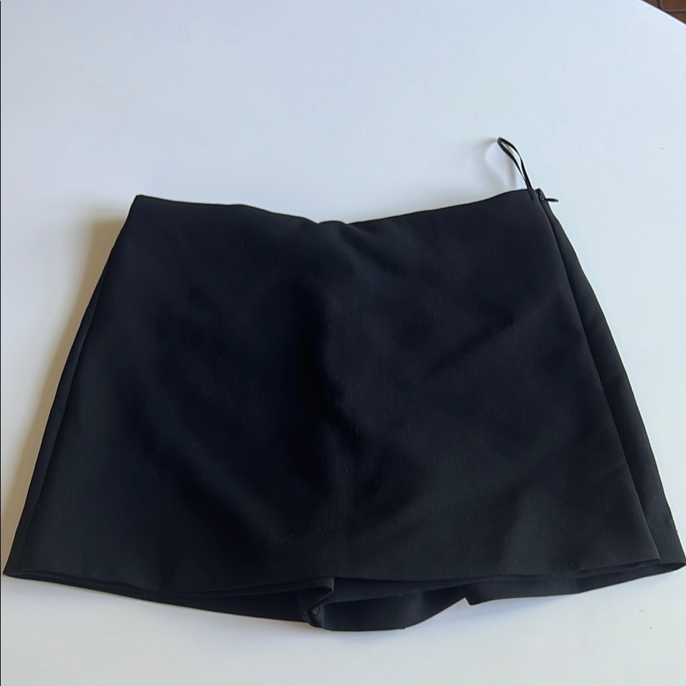 Zara Black Mini Skort